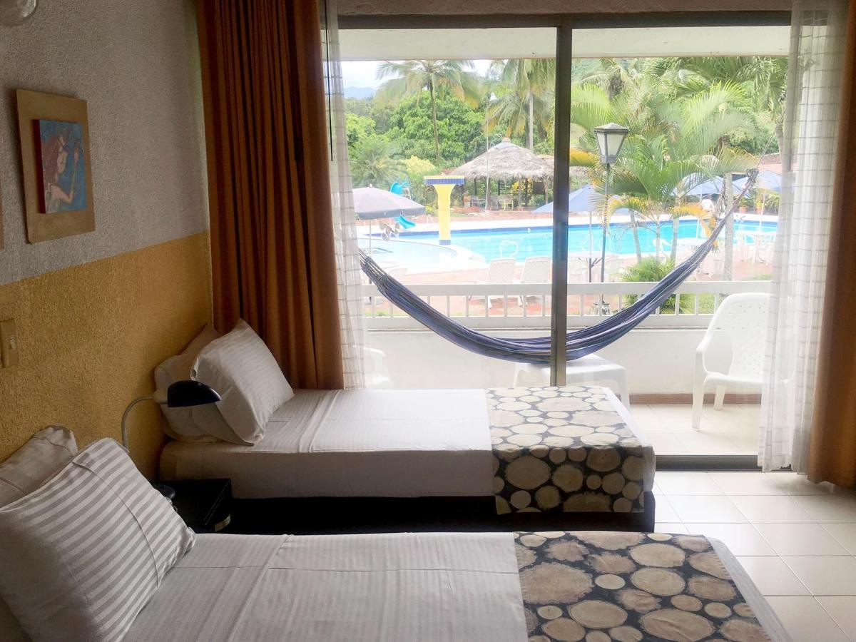 Hotel Hacienda El Diamante บีเยตา ภายนอก รูปภาพ