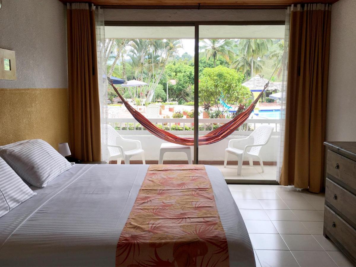 Hotel Hacienda El Diamante บีเยตา ภายนอก รูปภาพ