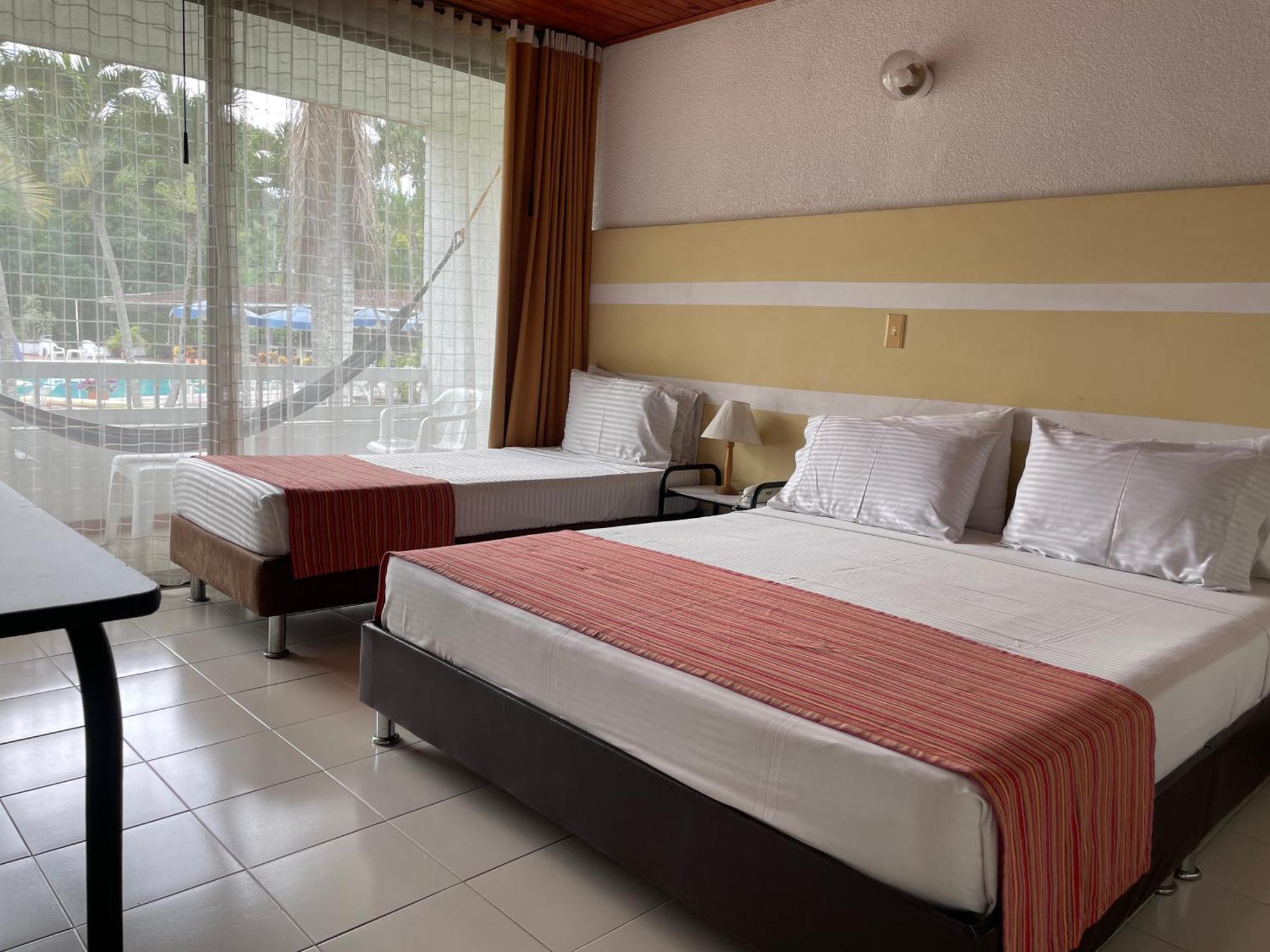 Hotel Hacienda El Diamante บีเยตา ภายนอก รูปภาพ