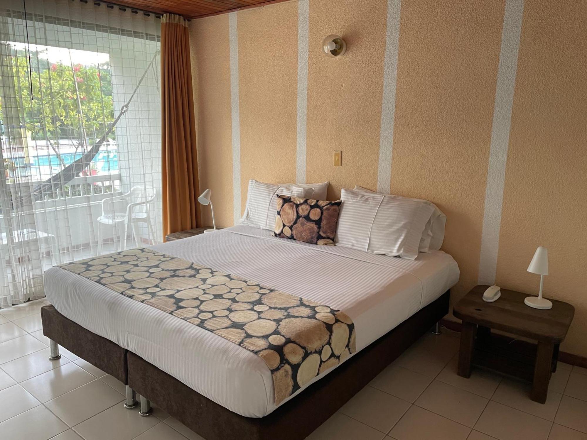 Hotel Hacienda El Diamante บีเยตา ภายนอก รูปภาพ