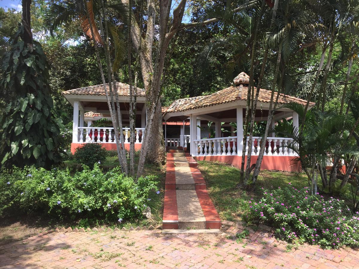 Hotel Hacienda El Diamante บีเยตา ภายนอก รูปภาพ