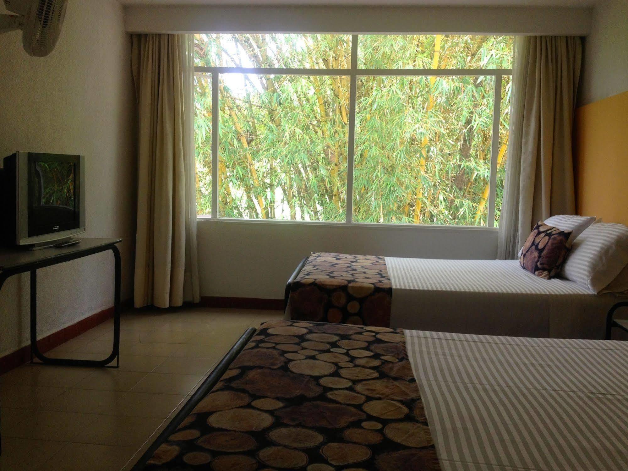 Hotel Hacienda El Diamante บีเยตา ภายนอก รูปภาพ